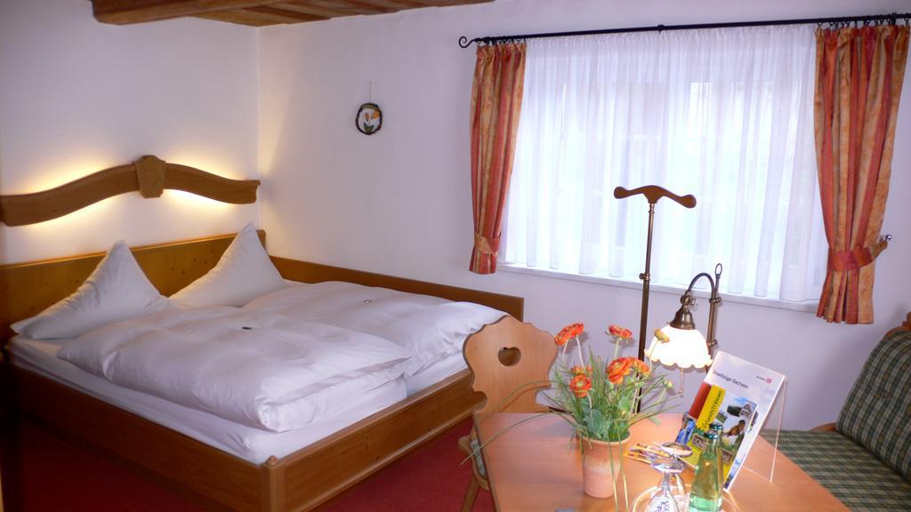 Landhotel Quirle-Haeusl Waltersdorf  Kamer foto